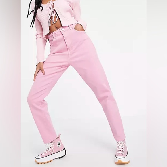 Baby pink straight-legged jeans from Bershka - size: USA 00 or EUR 32 - Picture 1 of 2